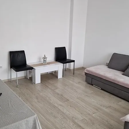 Apartment Coresi Grandis *