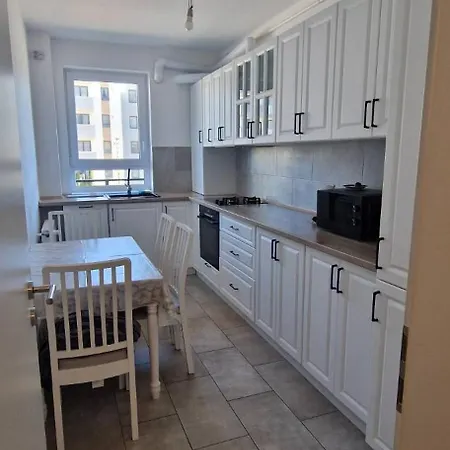 Apartment Coresi Grandis *